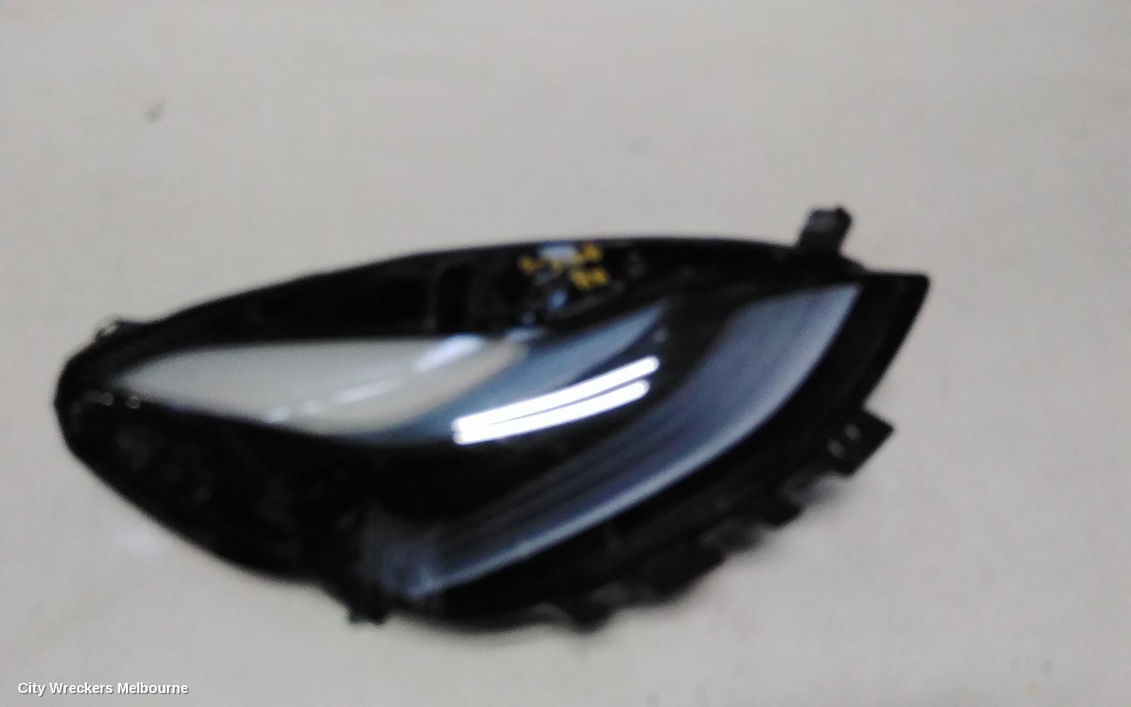 TESLA MODEL Y RIGHT HEADLAMP, 1ST GEN, LED TYPE, 03/2022 ONWARDS