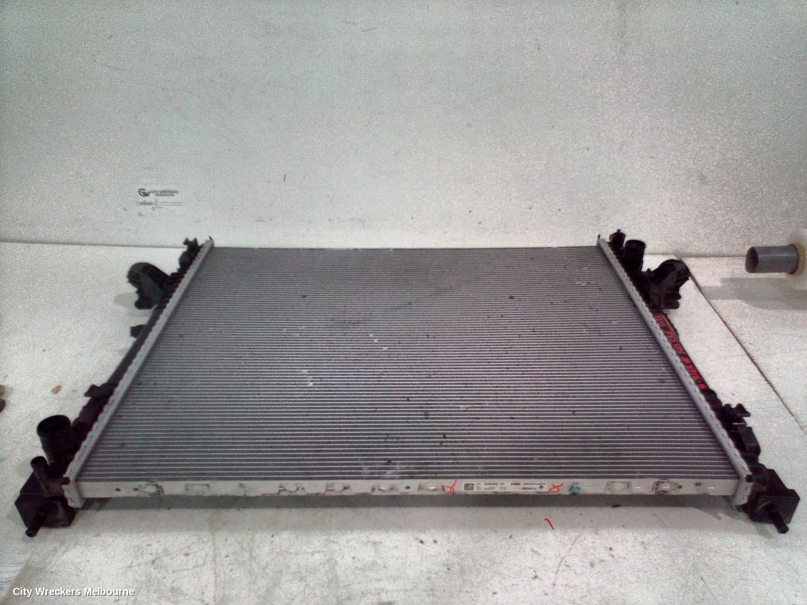 RENAULT TRAFIC RADIATOR, SECONDARY (CLOSEST TO ENGINE), AUTO, 2.0, TURBO, DIESEL, X82, 09/2019 ONWARDS