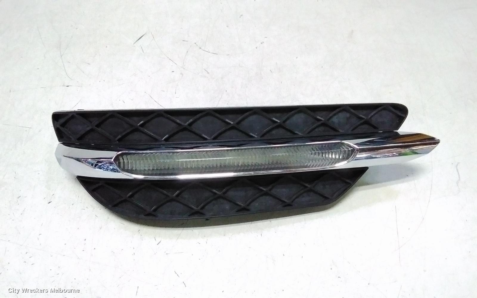 MERCEDES C CLASS LEFT INDICATOR/FOG/SIDE, DAYTIME RUNNING LAMP, W204/S204/C204, STRIP TYPE (WHITE HOUSING), 03/2011 - 01/2015
