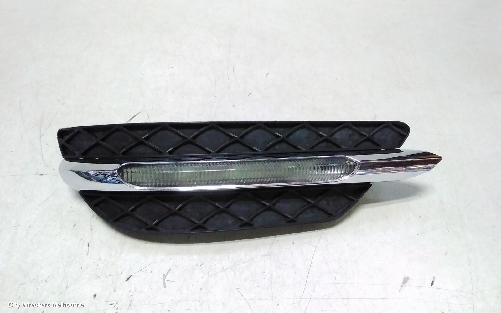 MERCEDES C CLASS LEFT INDICATOR/FOG/SIDE, DAYTIME RUNNING LAMP, W204/S204/C204, STRIP TYPE (WHITE HOUSING), 03/2011 - 01/2015