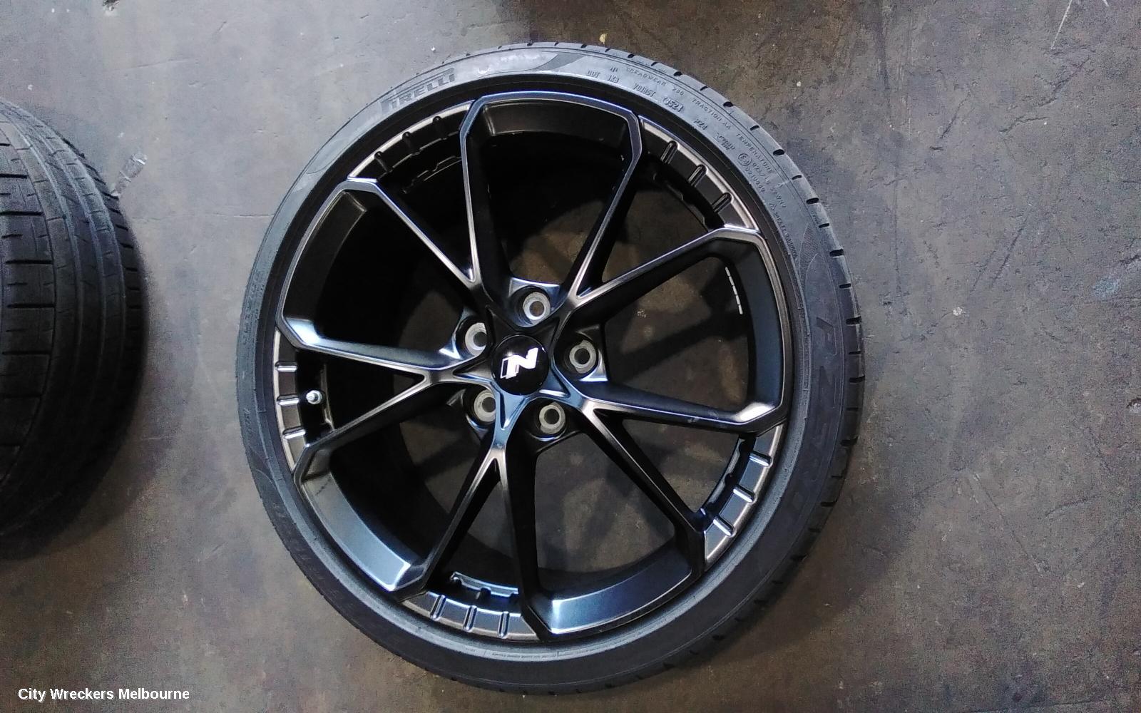 HYUNDAI I30 WHEEL MAG, FACTORY, 19X8IN, 5 V SPOKE, BLACK, CN7, SEDAN (S.KOREA VIN KMHL), 03/2023 ONWARDS