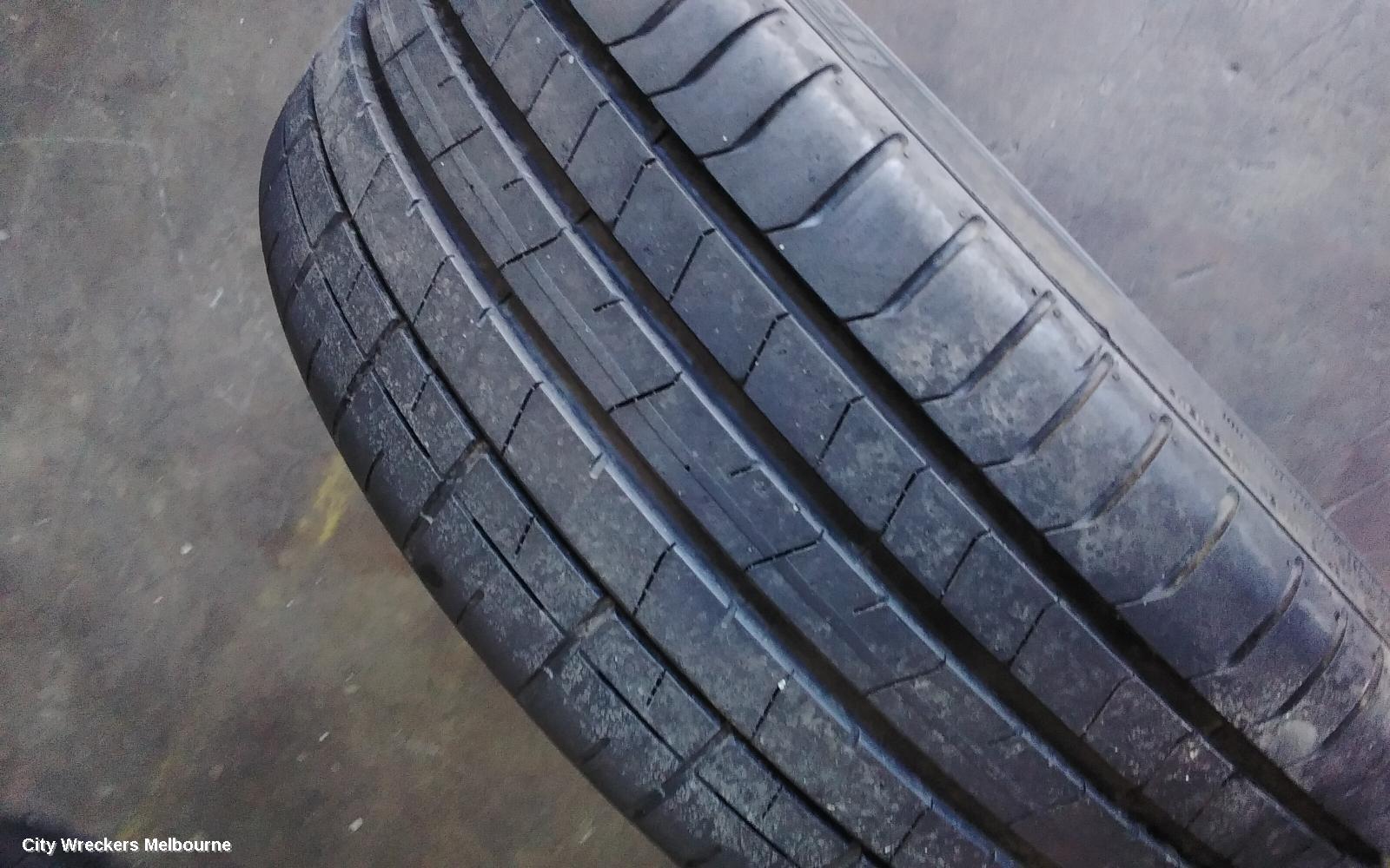 HYUNDAI I30 WHEEL MAG, FACTORY, 19X8IN, 5 V SPOKE, HIGH GLOSS BLACK, CN7, SEDAN (S.KOREA VIN KMHL), 03/2023 ONWARDS