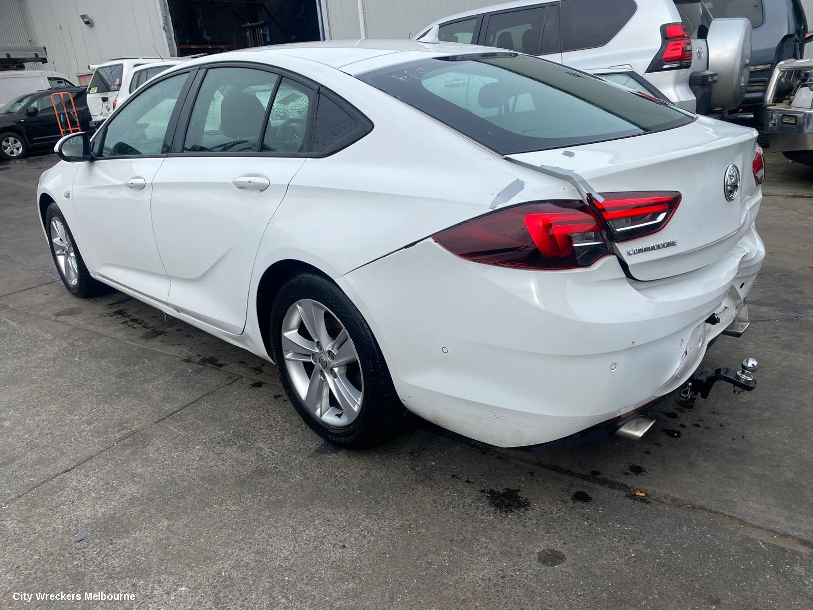 HOLDEN COMMODORE LEFT TAILLIGHT, ZB, HATCH, NON LED TYPE, 10/2017 - 12/2020