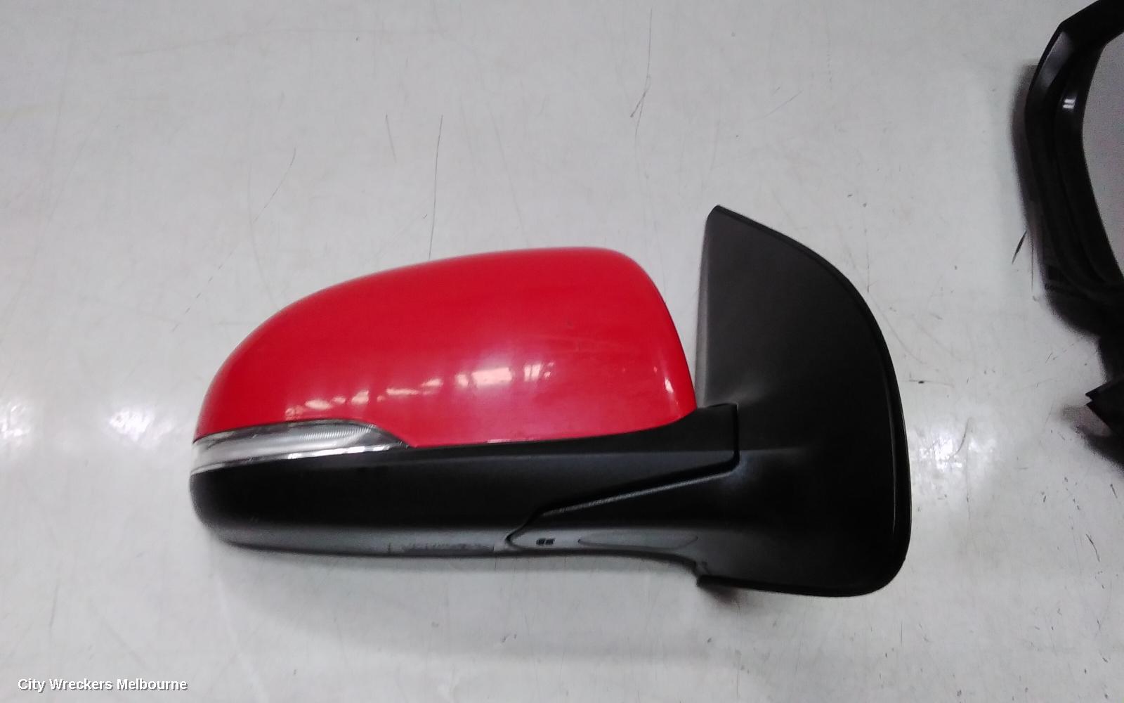 HYUNDAI I20 RIGHT DOOR MIRROR, PB, POWER FOLDING, W/ FLASHER TYPE, 03/2012 - 12/2015