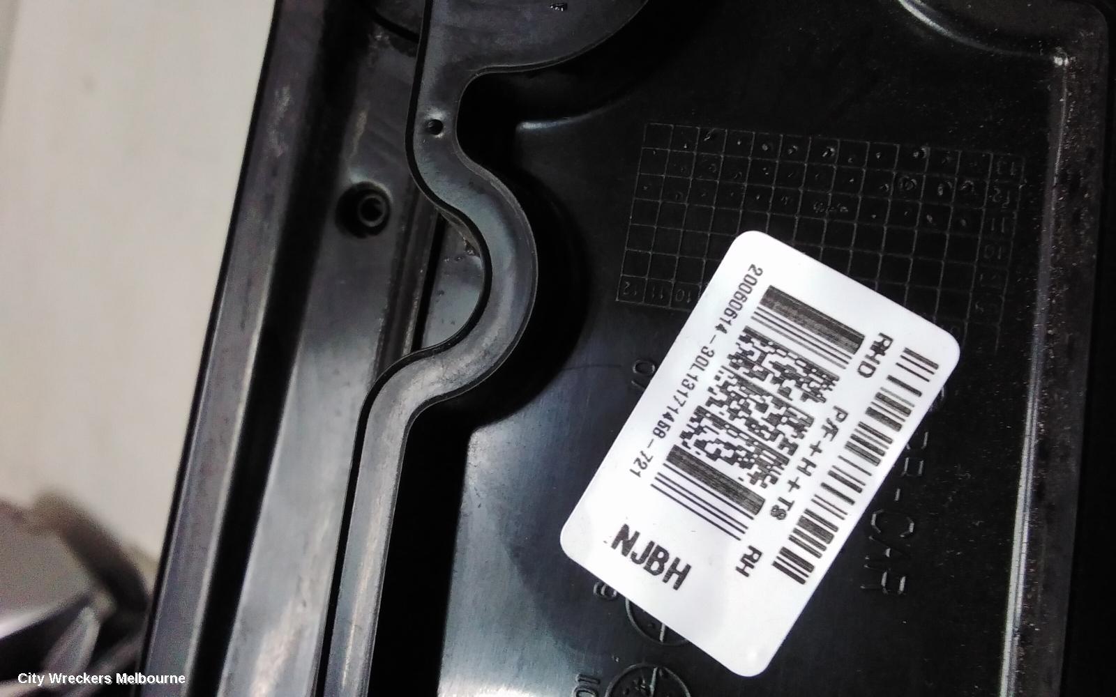 HYUNDAI I20 RIGHT DOOR MIRROR, PB, POWER FOLDING, W/ FLASHER TYPE, 03/2012 - 12/2015