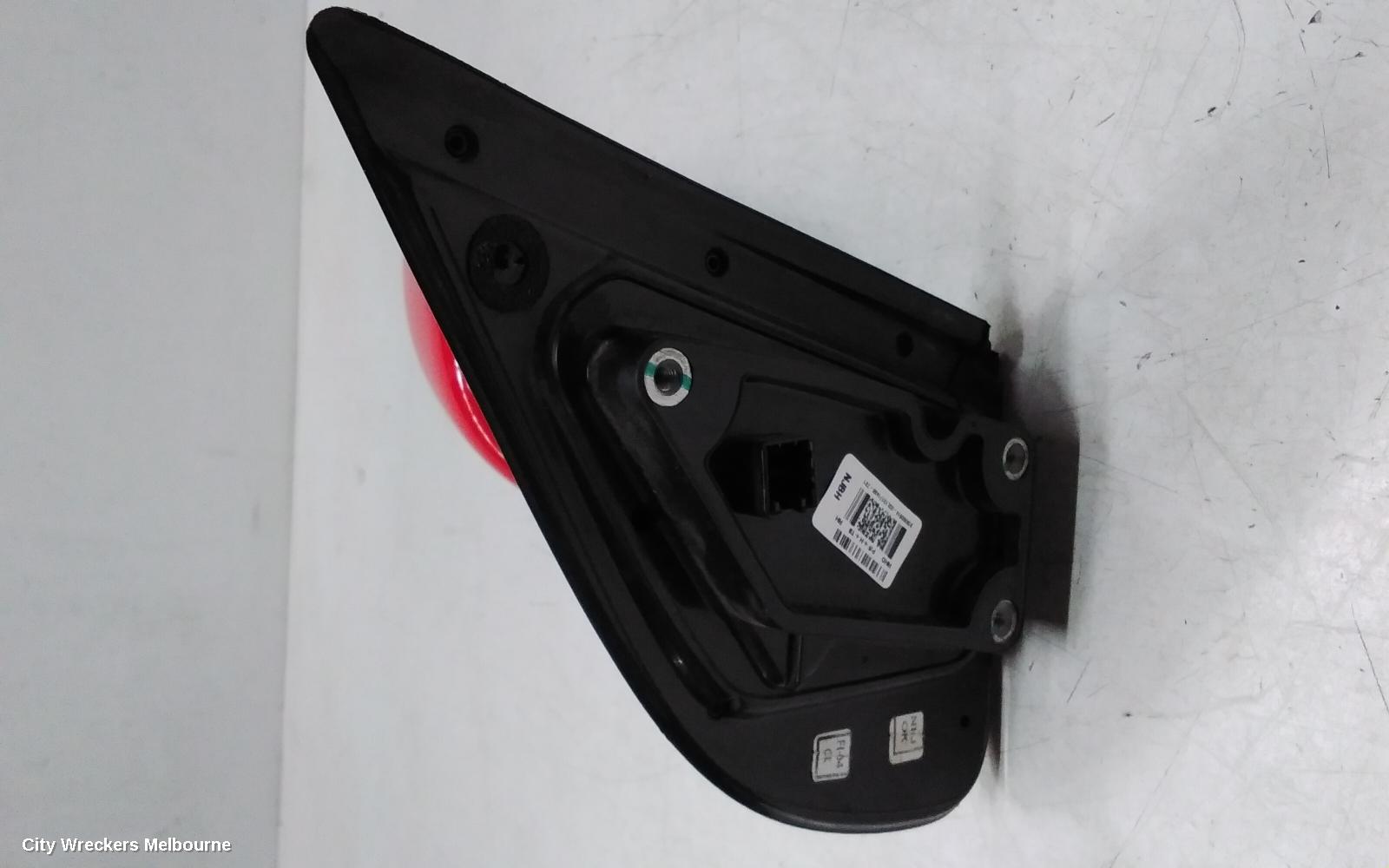 HYUNDAI I20 RIGHT DOOR MIRROR, PB, POWER FOLDING, W/ FLASHER TYPE, 03/2012 - 12/2015