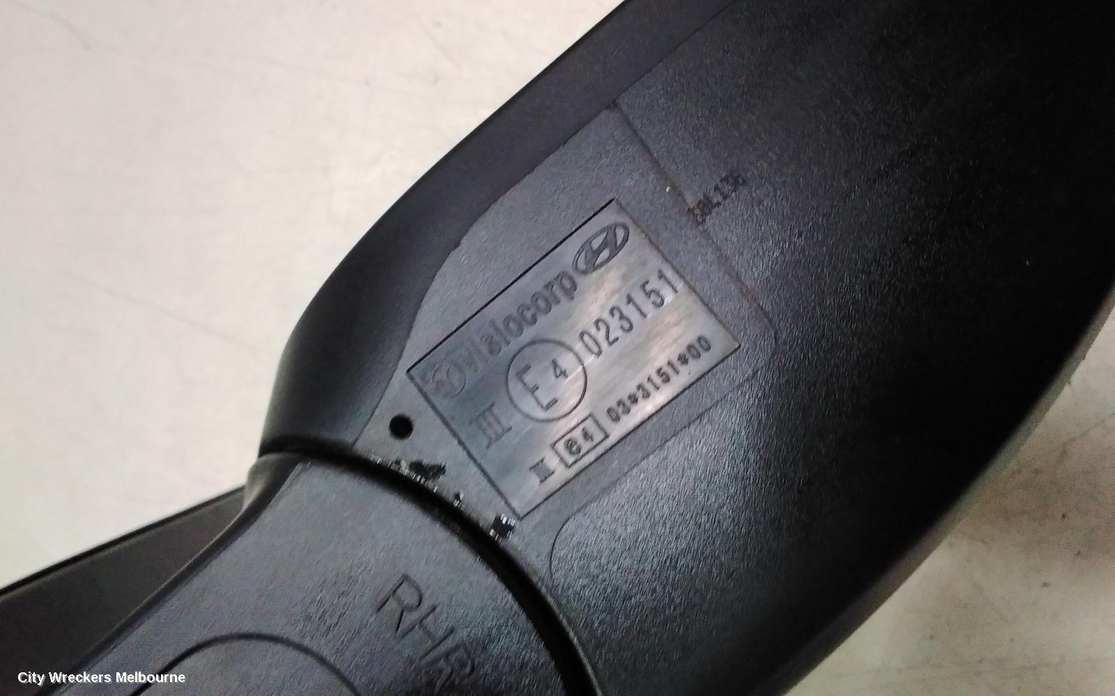 HYUNDAI I20 RIGHT DOOR MIRROR, PB, POWER FOLDING, W/ FLASHER TYPE, 03/2012 - 12/2015