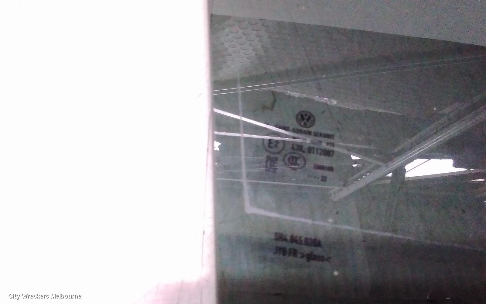 VOLKSWAGEN GOLF RIGHT REAR DOOR WINDOW, GEN 8, 09/2020 ONWARDS