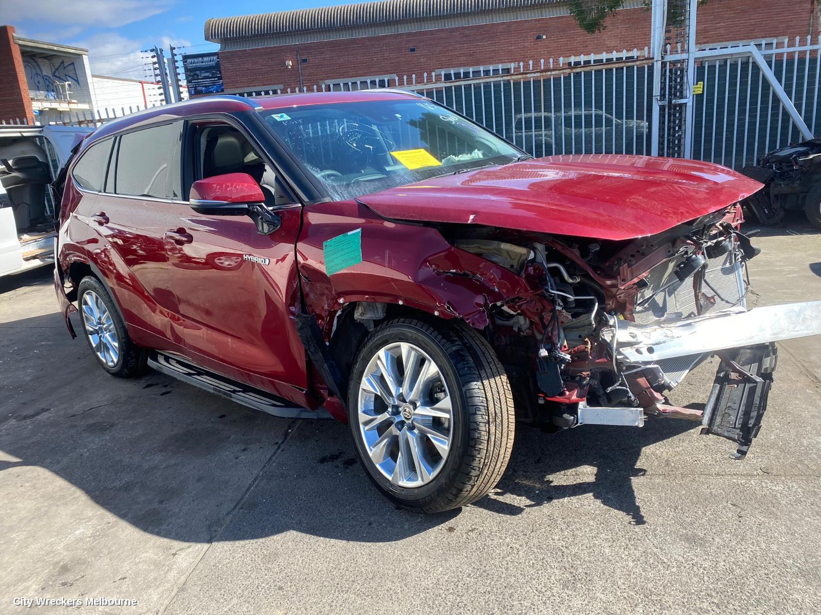 TOYOTA KLUGER ROOF RAIL