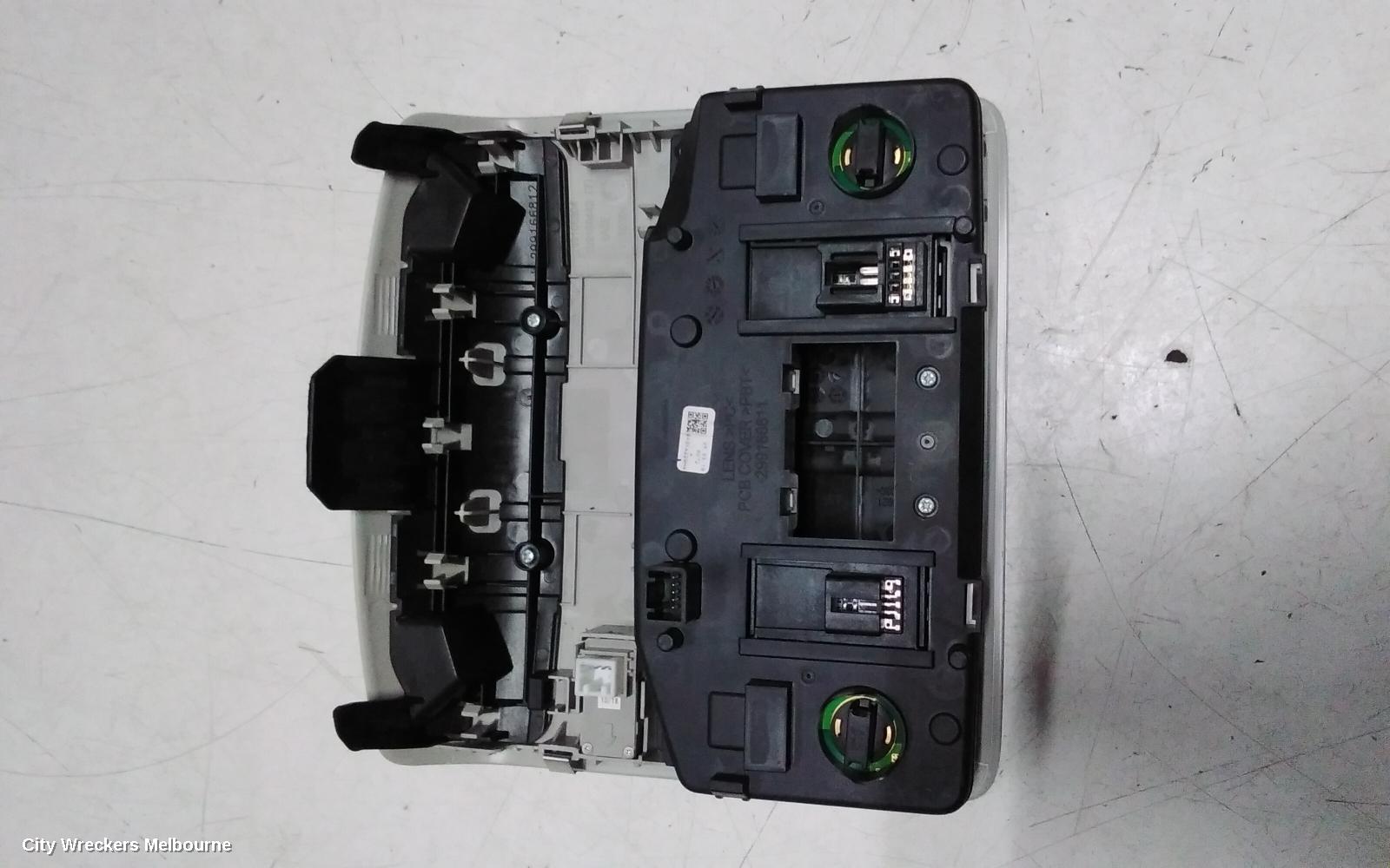 MITSUBISHI ECLIPSE CROSS COURTESY LIGHT, GEN 1, FRONT, 11/2017 ONWARDS