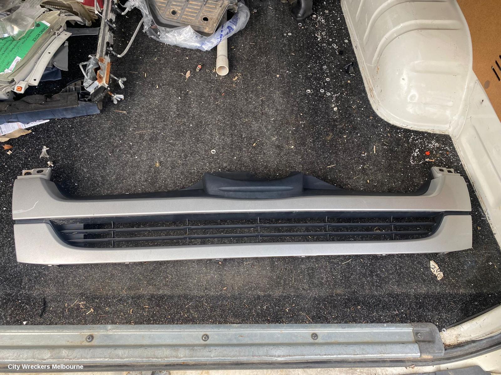 TOYOTA HIACE BONNET LOCK/SUPPORT, TRH/KDH, LOCK ONLY, 03/2005 - 04/2019