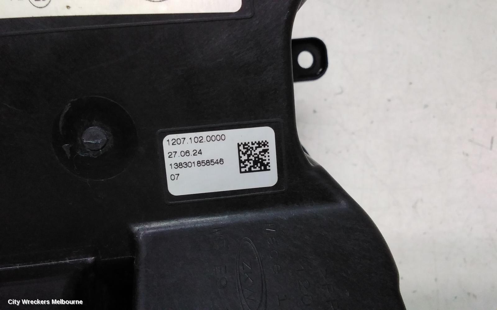 VOLKSWAGEN GOLF RIGHT INDICATOR/FOG/SIDE, GEN 8, BUMPER FOGLAMP, GTI, 09/2020 ONWARDS