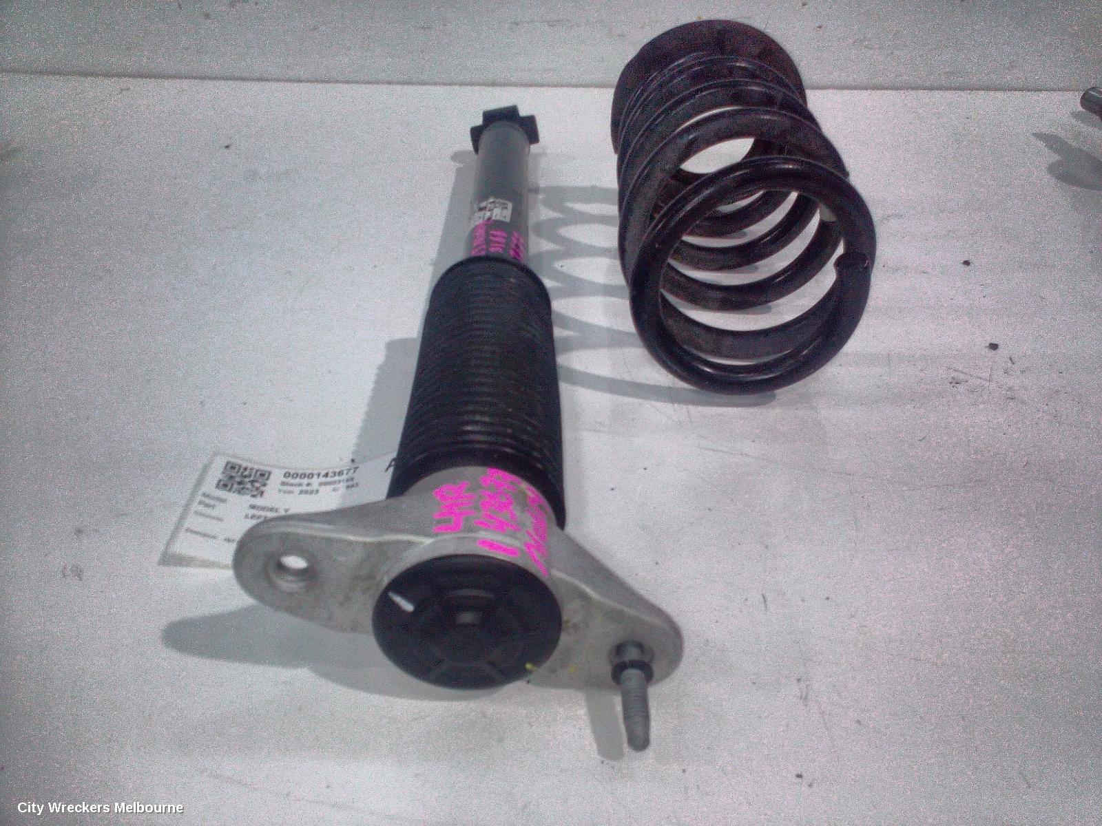 TESLA MODEL Y LEFT REAR STRUT, 1ST GEN, 03/2022 ONWARDS