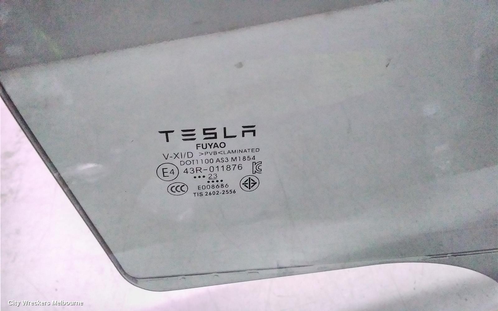 TESLA MODEL Y RIGHT REAR DOOR WINDOW, 1ST GEN, 03/2022 - 02/2025