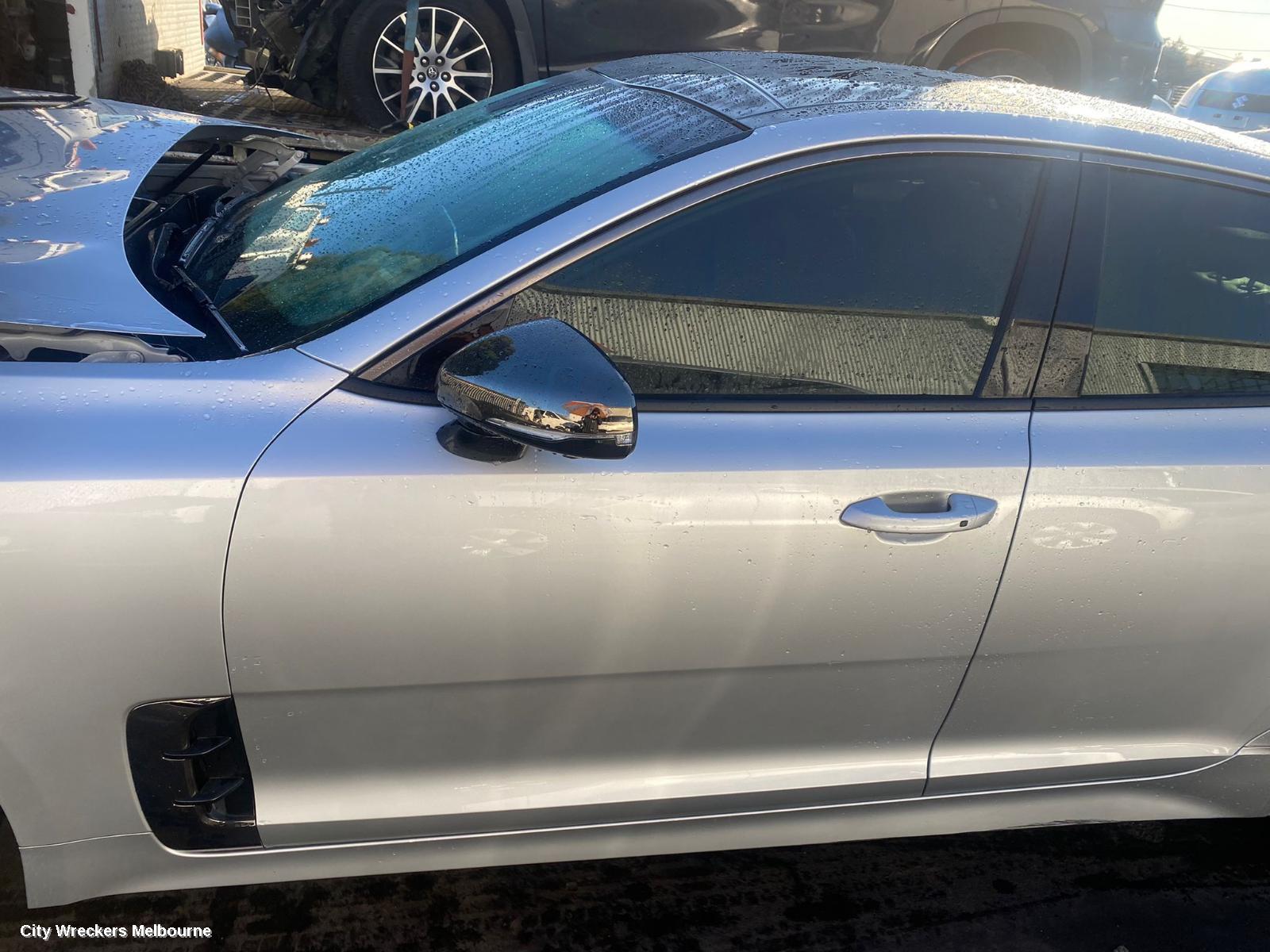 KIA STINGER COURTESY LIGHT, CK, 06/2017 - 04/2023