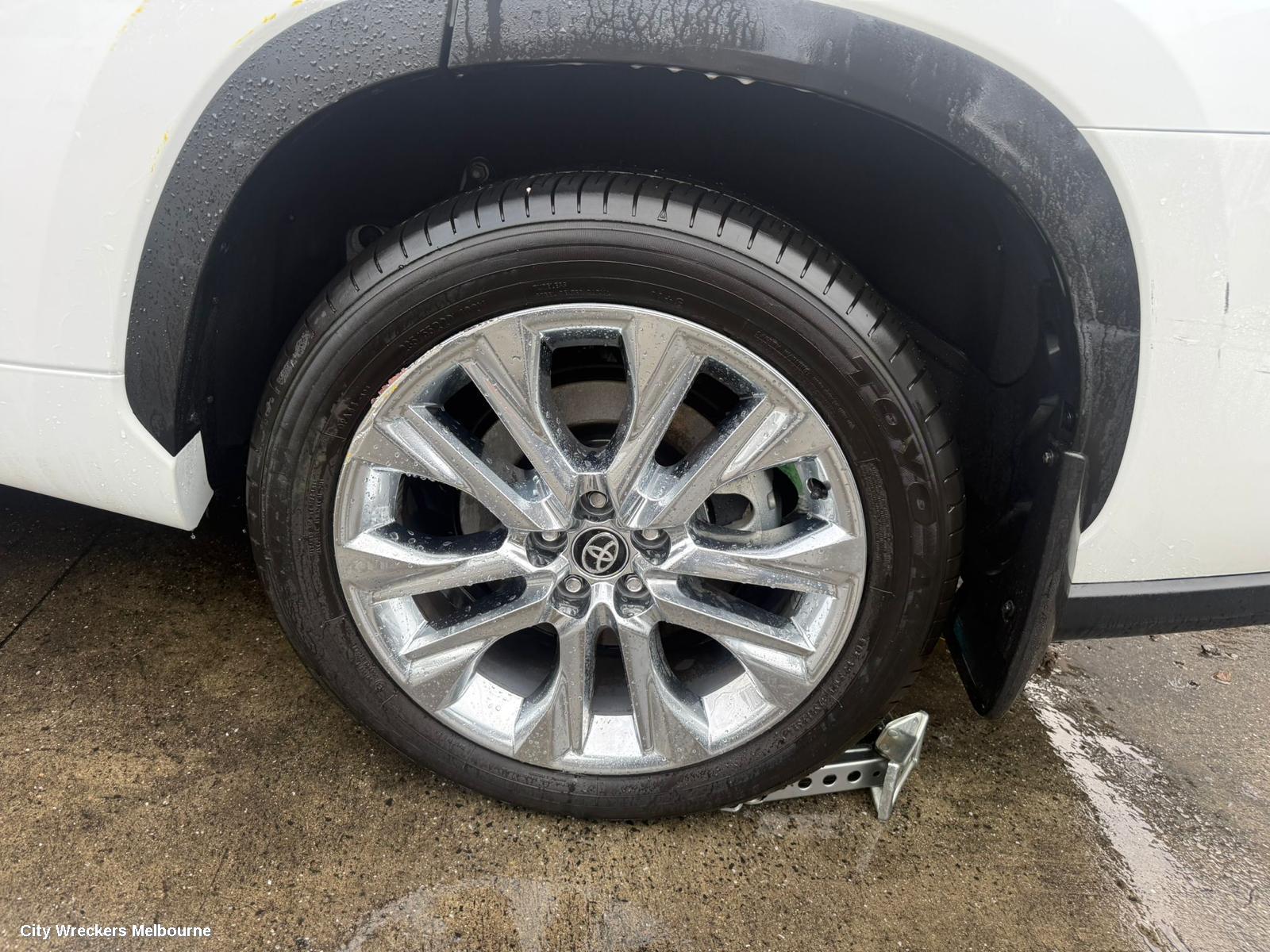 TOYOTA KLUGER WHEEL MAG, FACTORY, 20X8IN, 5 V SPOKE, XU70 SERIES, 03/2021 ONWARDS