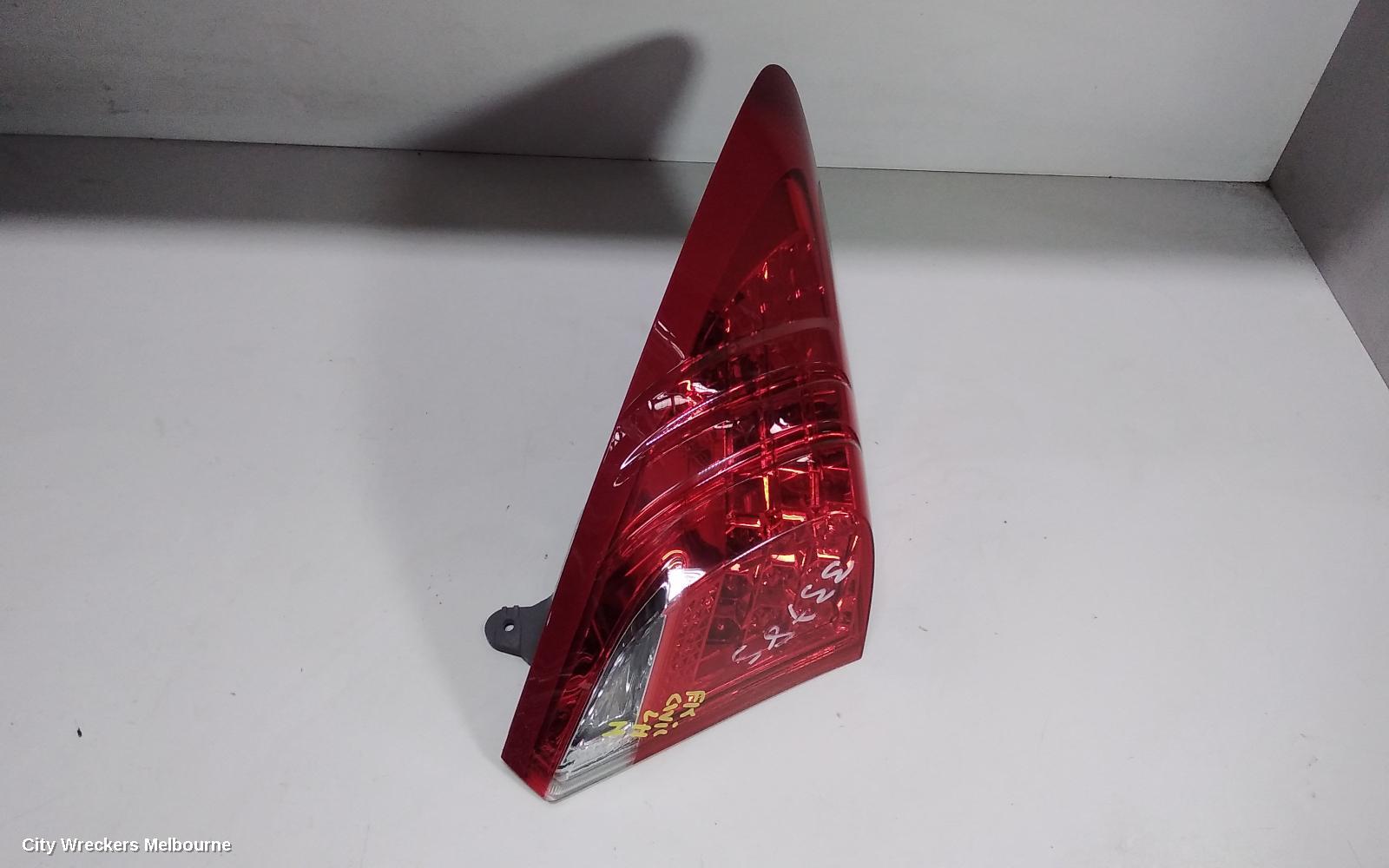 HONDA CIVIC LEFT TAILLIGHT, 9TH GEN, HATCH (VIN SHHFK), 06/2012 - 03/2015