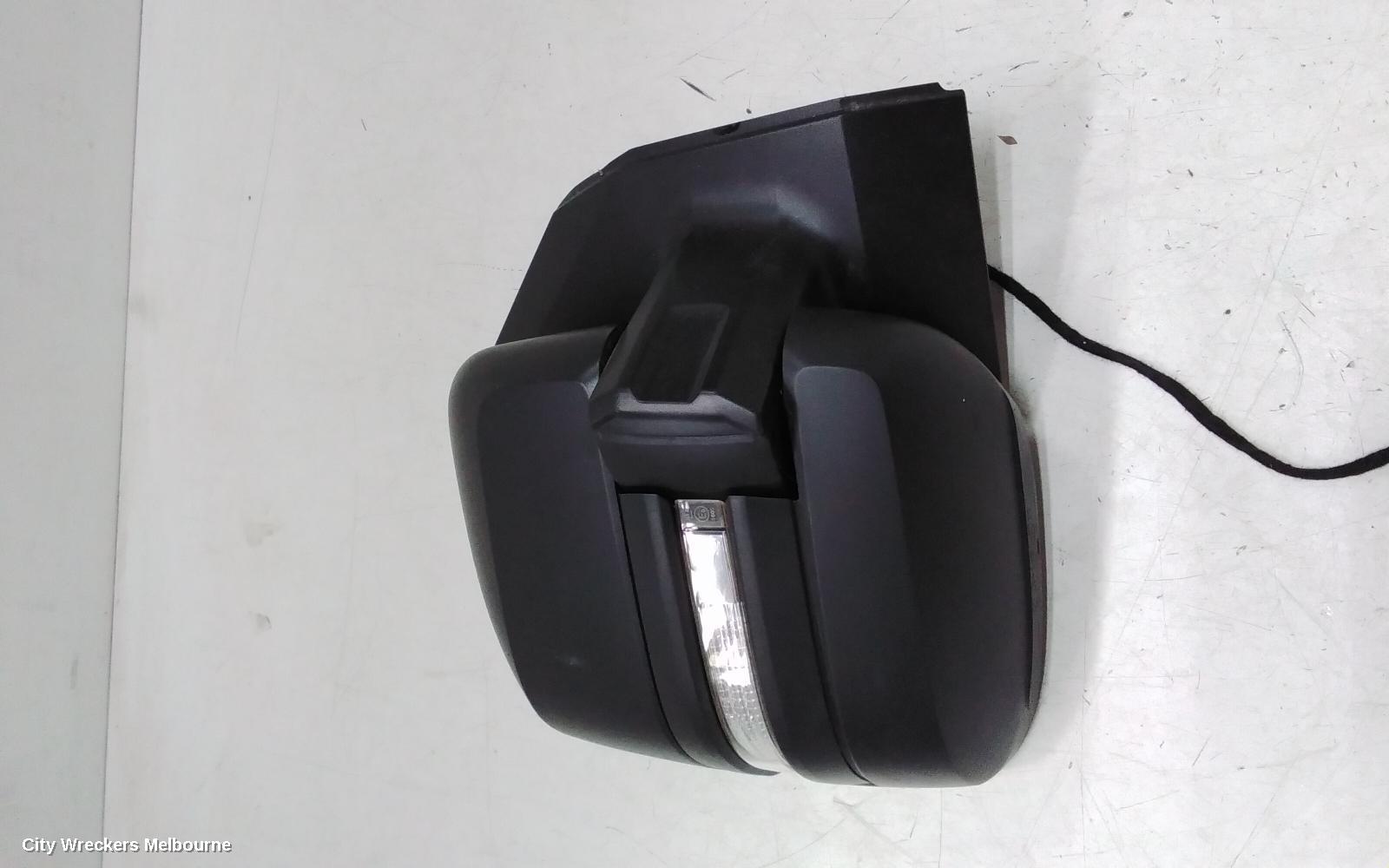 VOLKSWAGEN CRAFTER RIGHT DOOR MIRROR, SY1, W/ POWER FOLD TYPE, 08/2017 ONWARDS