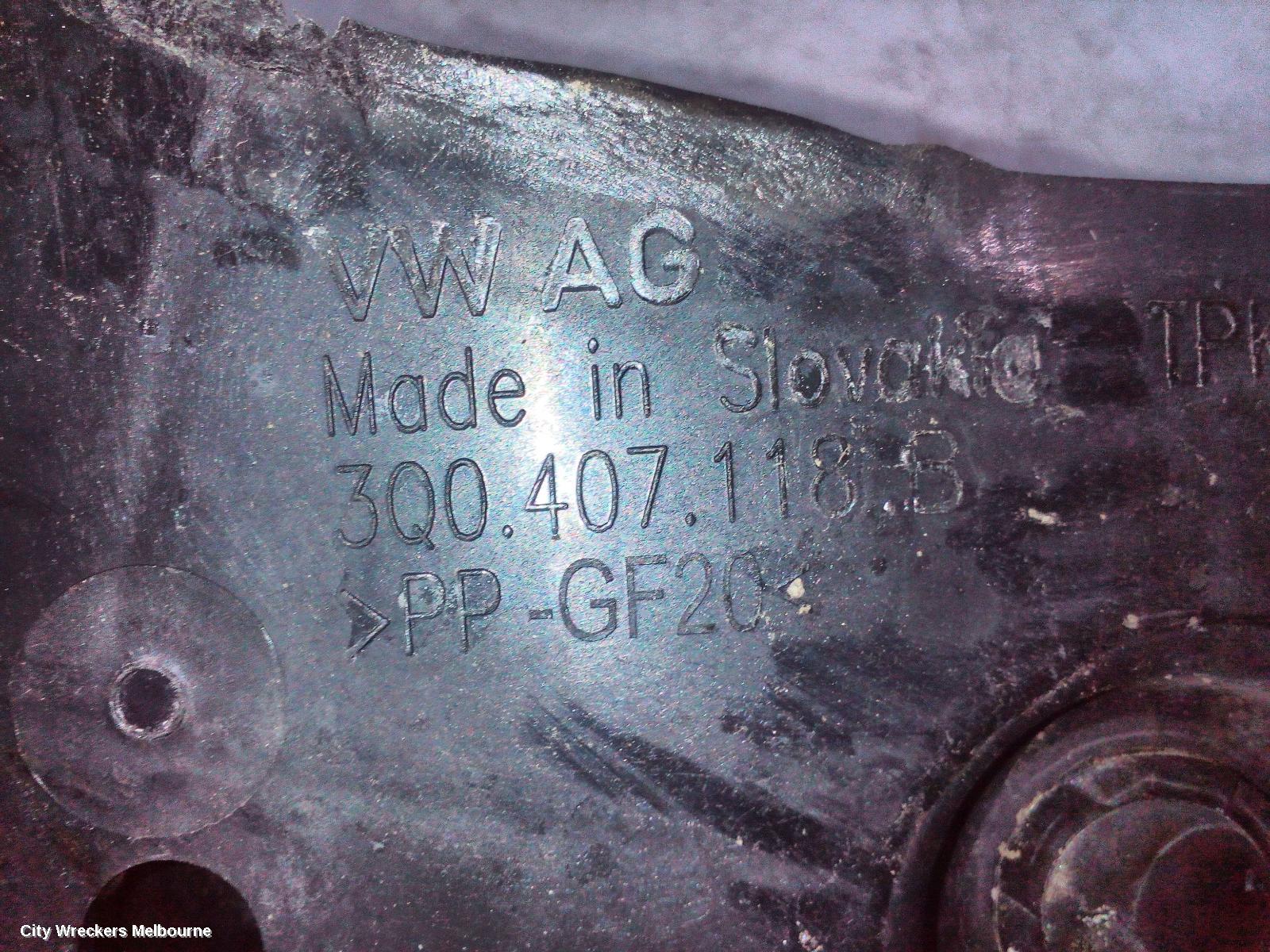 VOLKSWAGEN PASSAT RIGHT FRONT LOWER CONTROL ARM, B8/MK7, 06/2015 - 05/2023