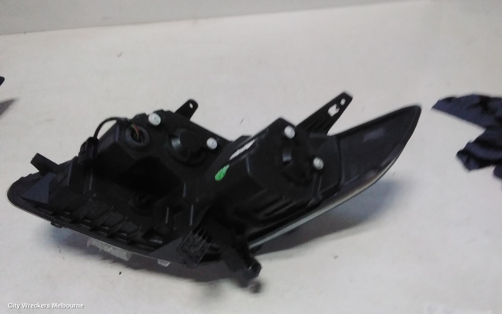 LDV G10 RIGHT HEADLAMP, SV7C, W/ HALOGEN TYPE, VAN, 04/2015 ONWARDS
