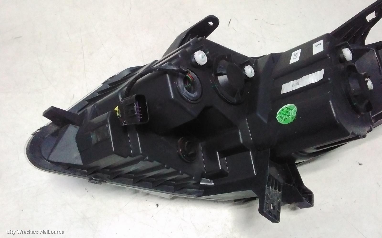 LDV G10 RIGHT HEADLAMP, SV7C, W/ HALOGEN TYPE, VAN, 04/2015 ONWARDS
