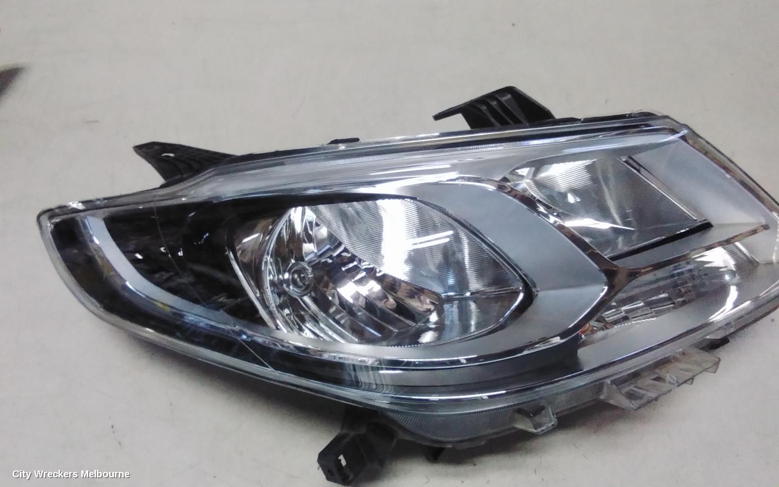 LDV G10 RIGHT HEADLAMP, SV7C, W/ HALOGEN TYPE, VAN, 04/2015 ONWARDS