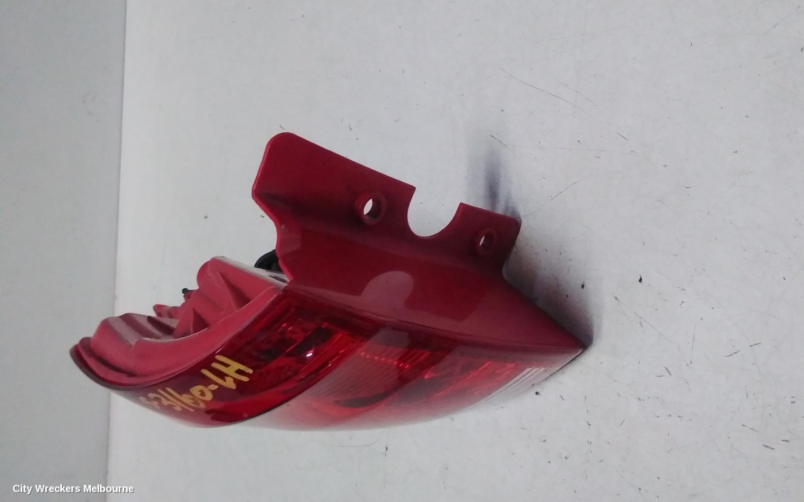 LDV G10 LEFT TAILLIGHT, SV7C, IN BODY, W/ HALOGEN TYPE, TAILGATE, VAN, 04/2015 ONWARDS