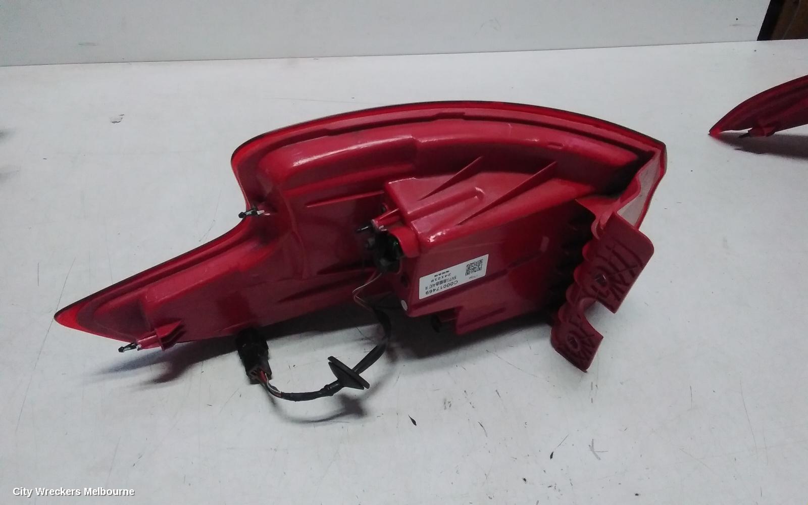 LDV G10 RIGHT TAILLIGHT, SV7C, IN BODY, W/ HALOGEN TYPE, TAILGATE, VAN, 04/2015 ONWARDS