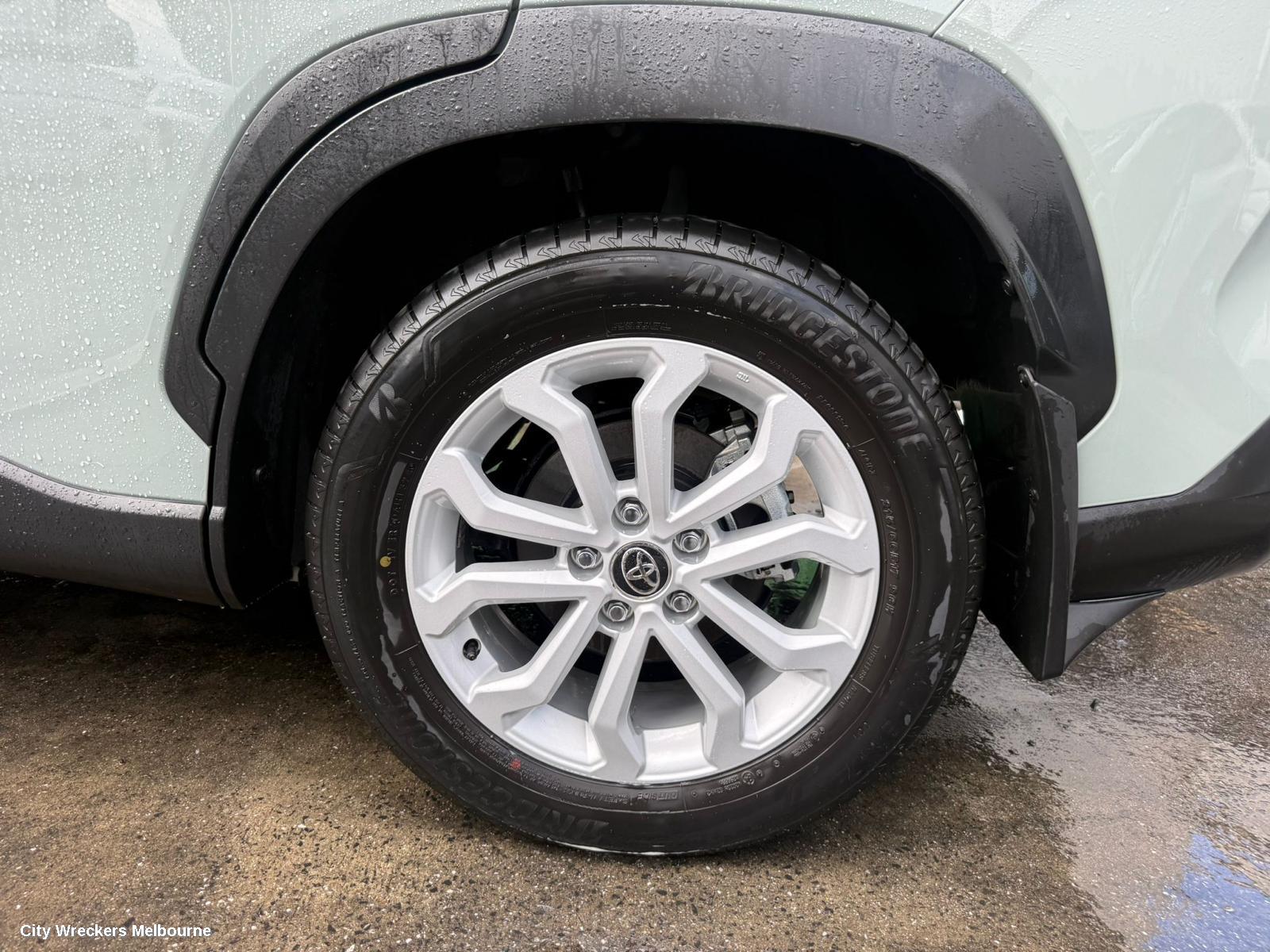 TOYOTA COROLLA CROSS WHEEL MAG, XG10, FACTORY, 17X6.5IN, 5 V SPOKE, 01/2022 ONWARDS