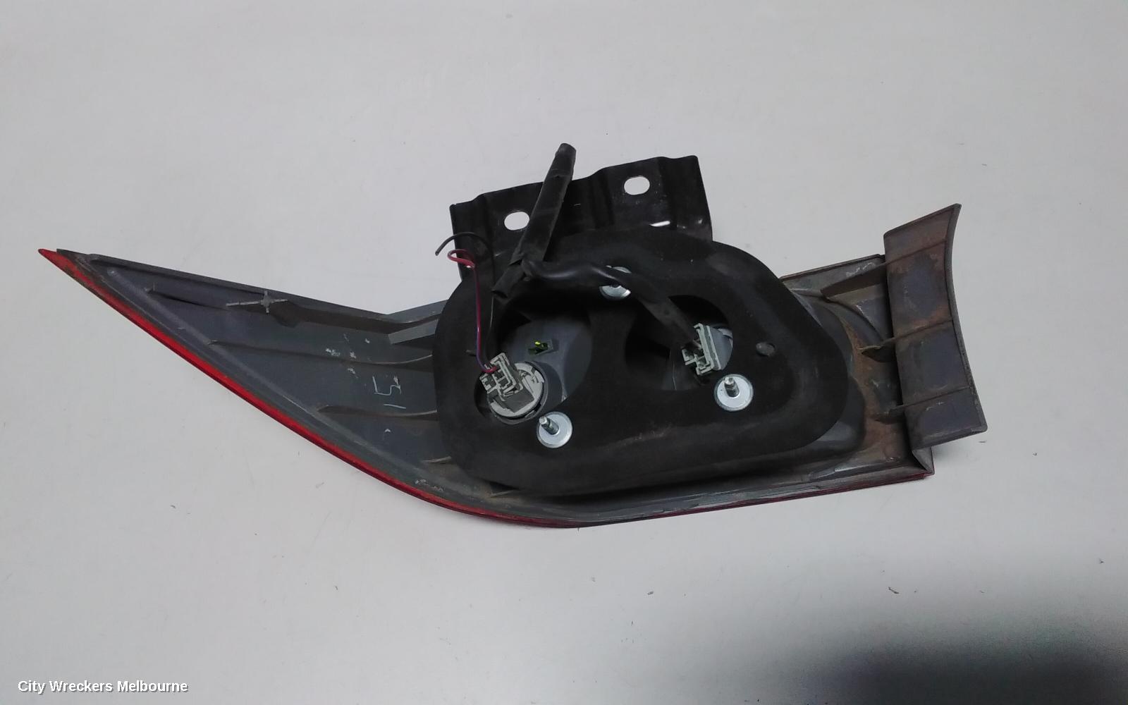 HONDA ACCORD LEFT TAILLIGHT, 7TH GEN, CL/EURO (VIN JHMCL), SEDAN, 06/2003 - 11/2005