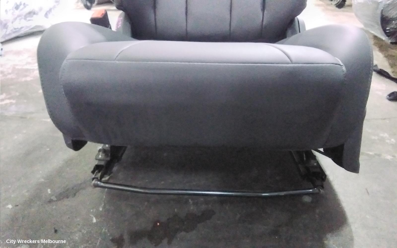 LDV G10 FRONT SEAT, LH FRONT, SV7C, VAN, LEATHER, 04/2015 ONWARDS