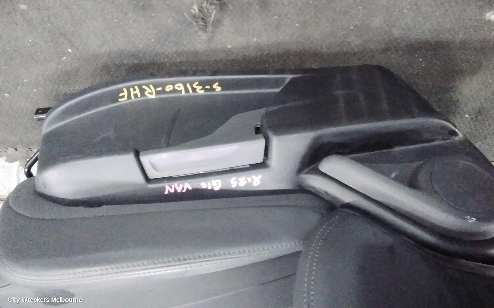 LDV G10 FRONT SEAT, RH FRONT, SV7C, VAN, LEATHER, 04/2015 ONWARDS