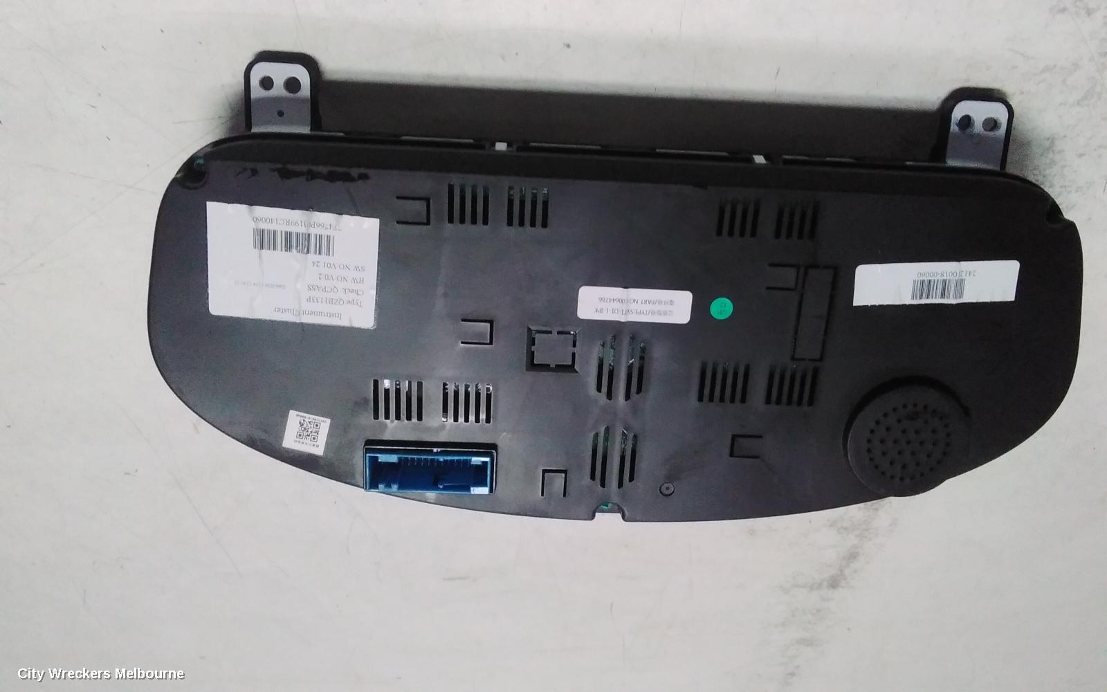 LDV G10 INSTRUMENT CLUSTER, INSTRUMENT CLUSTER, DIESEL, 2.0, AUTO T/M, SV7C, VAN, 07/2021 ONWARDS