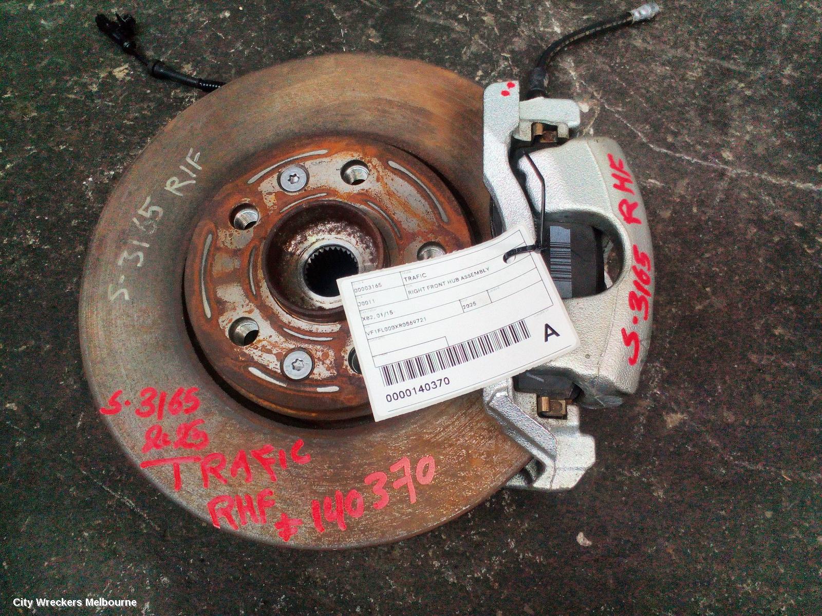 RENAULT TRAFIC RIGHT FRONT HUB ASSEMBLY, X82, 01/2015 ONWARDS