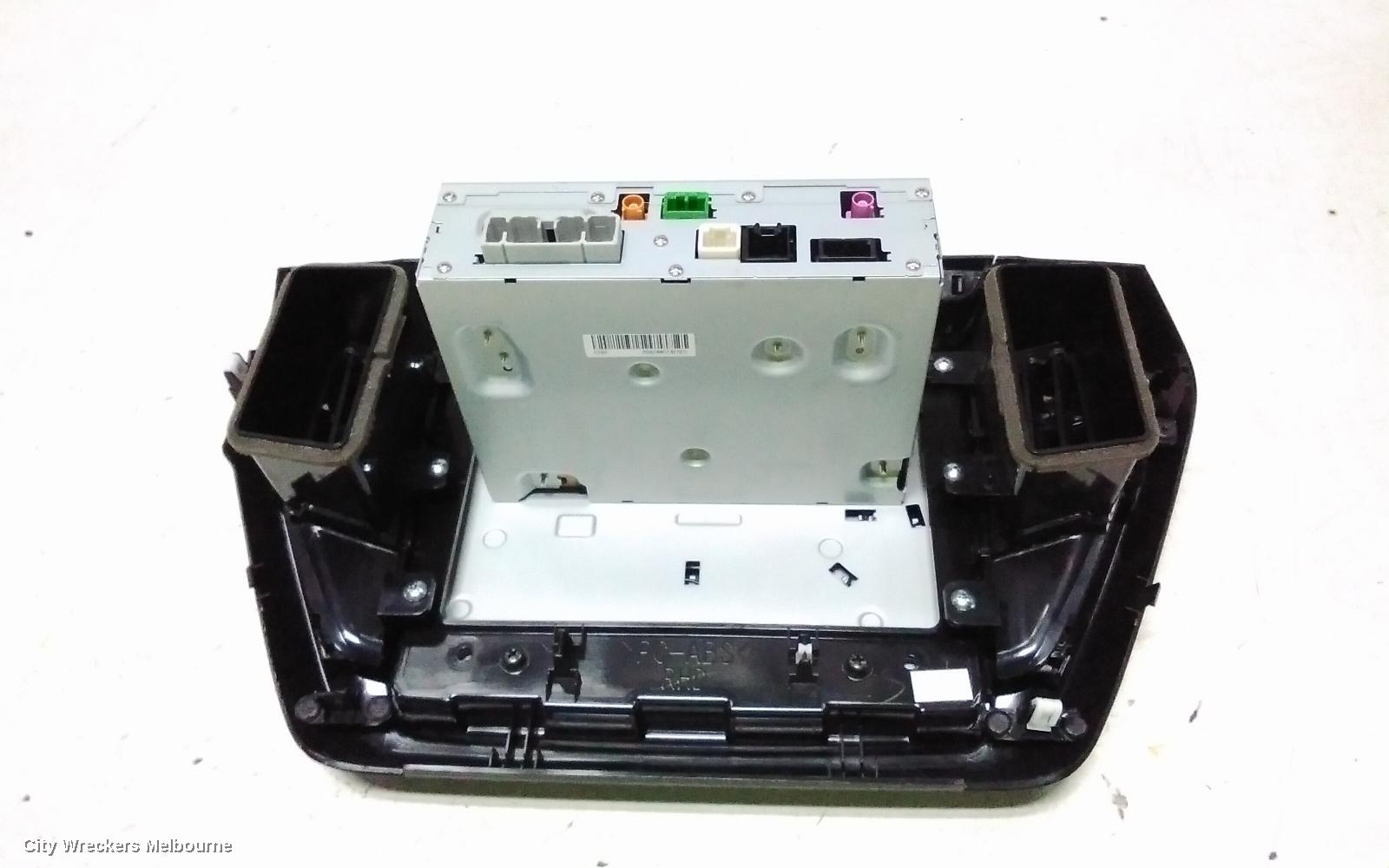 ISUZU DMAX RADIO/CD/DVD/SAT/TV, DISPLAY UNIT, 8IN TOUCHSCREEN, RG, 11/2023 ONWARDS