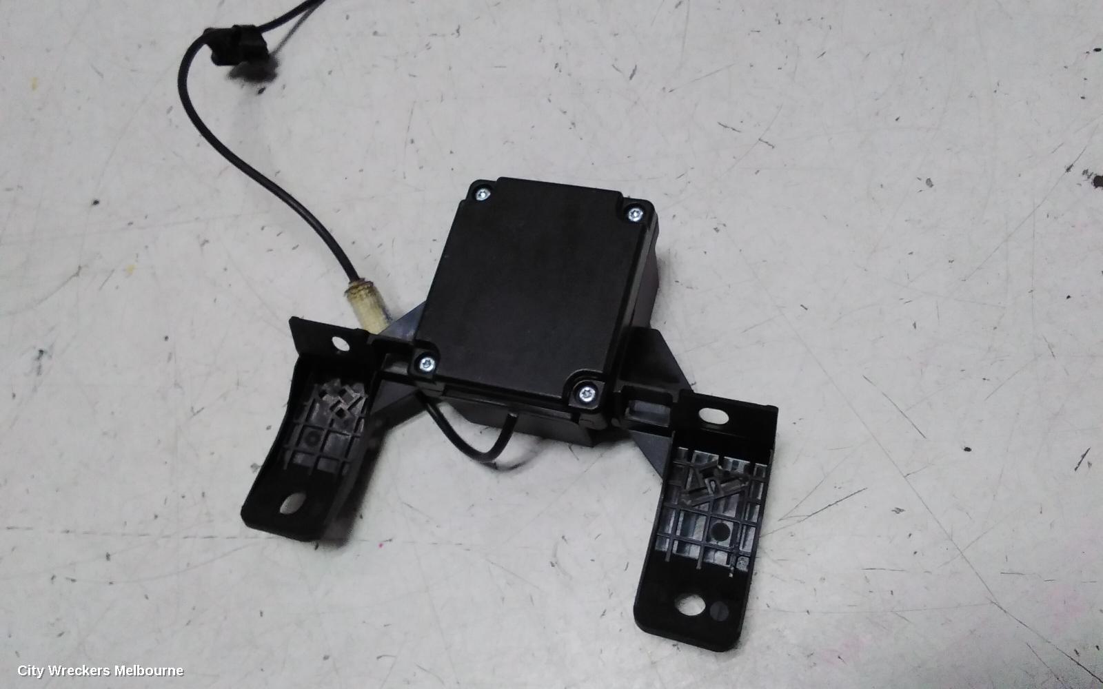 ISUZU DMAX RADIO/CD/DVD/SAT/TV, DISPLAY UNIT, 8IN TOUCHSCREEN, RG, 11/2023 ONWARDS