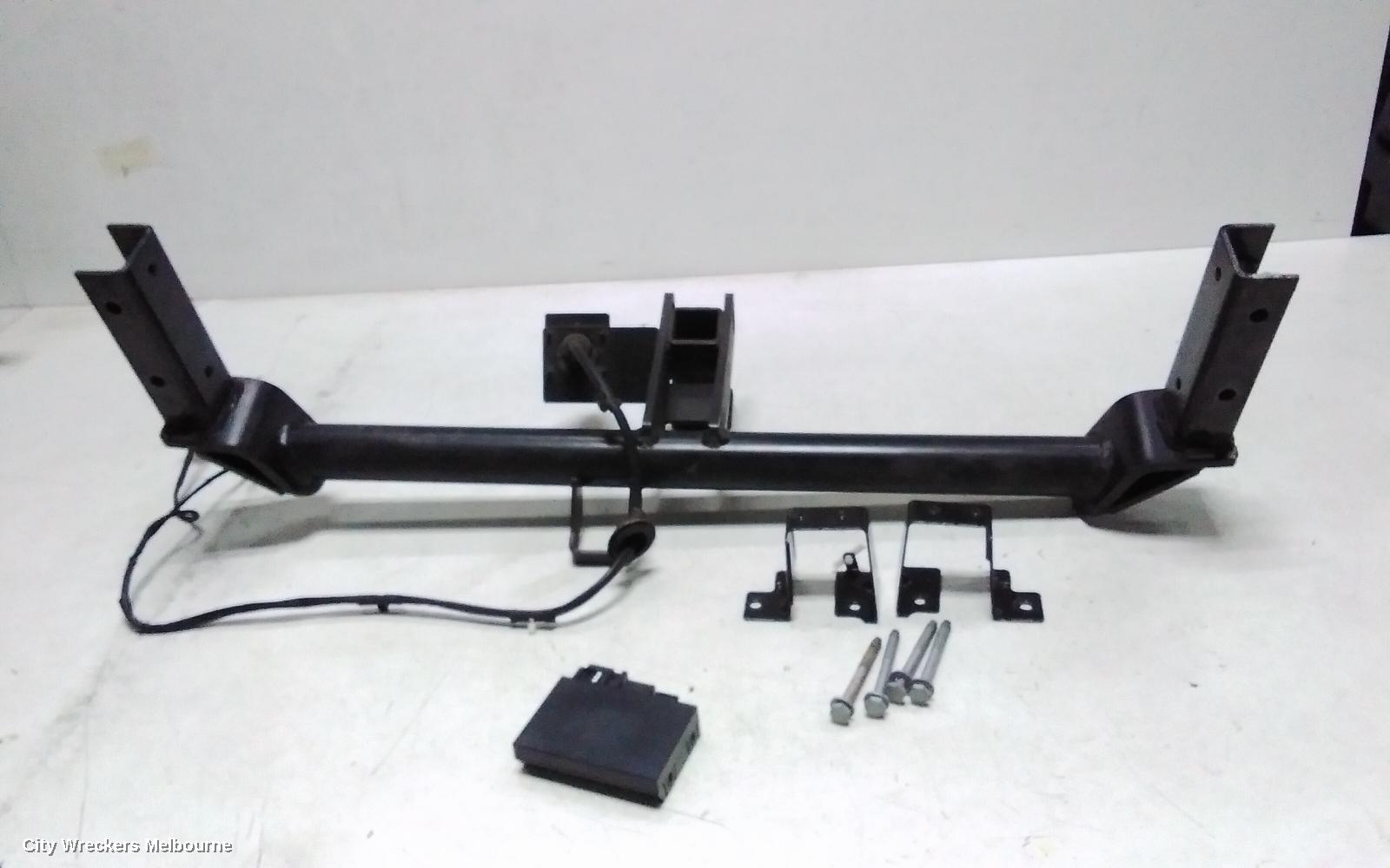 PORSCHE MACAN TOWBAR, 95B, 06/2014 - 12/2025