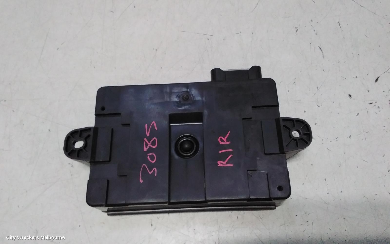 LAND ROVER RANGEROVER VELAR, L560, 05/2017 ONWARDS, ROVER SPORT VELAR KEYLESS GO MODULE ECU HPLA-19H440-BD / HPLA19H440BD: 140565