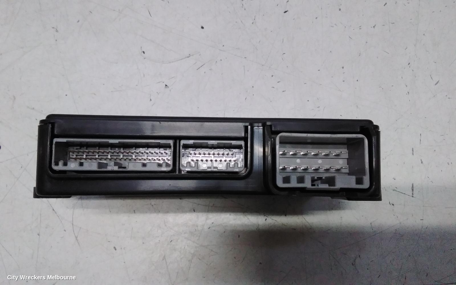 LAND ROVER RANGEROVER VELAR, L560, 05/2017 ONWARDS, ROVER SPORT VELAR KEYLESS GO MODULE ECU HPLA-19H440-BD / HPLA19H440BD: 140565
