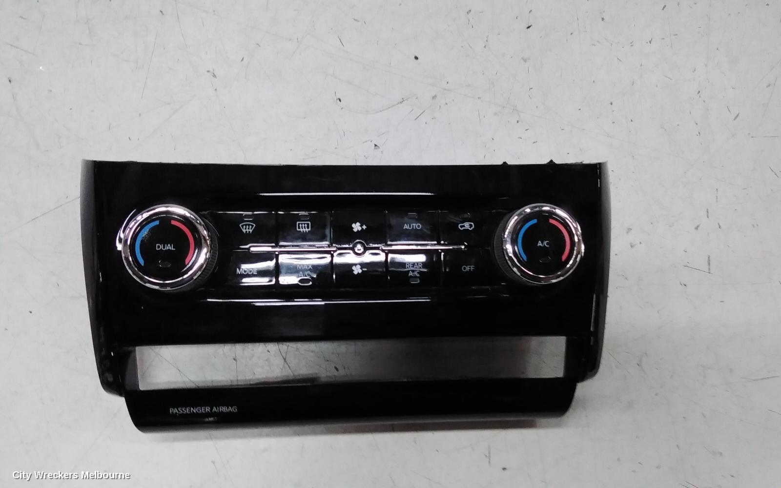 MAHINDRA XUV700 HEATER/AC CONTROLS, W601, 01/2023 ONWARDS
