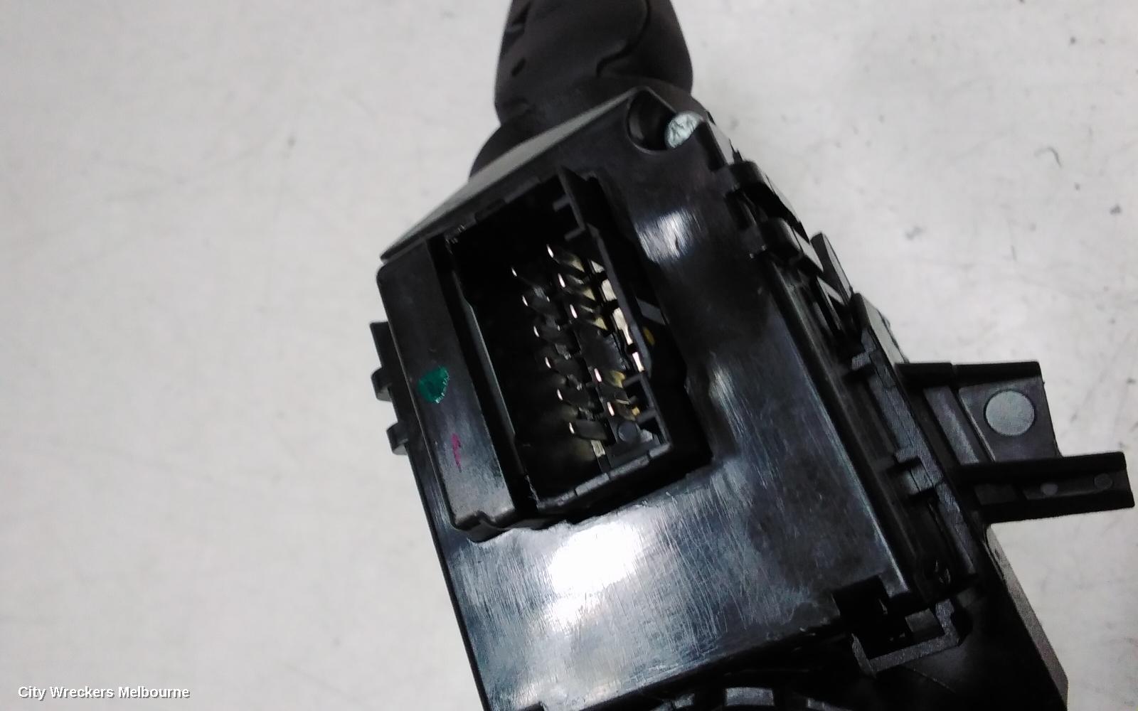 MAHINDRA XUV700 COMBINATION SWITCH, W601, 01/2023 ONWARDS