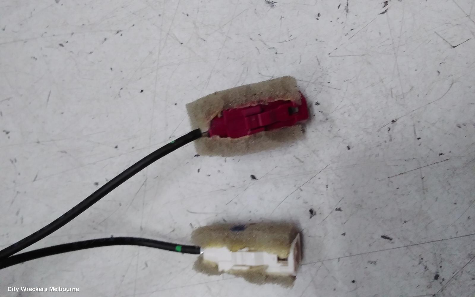 MAHINDRA XUV700 ANTENNA, W601, 01/2023 ONWARDS