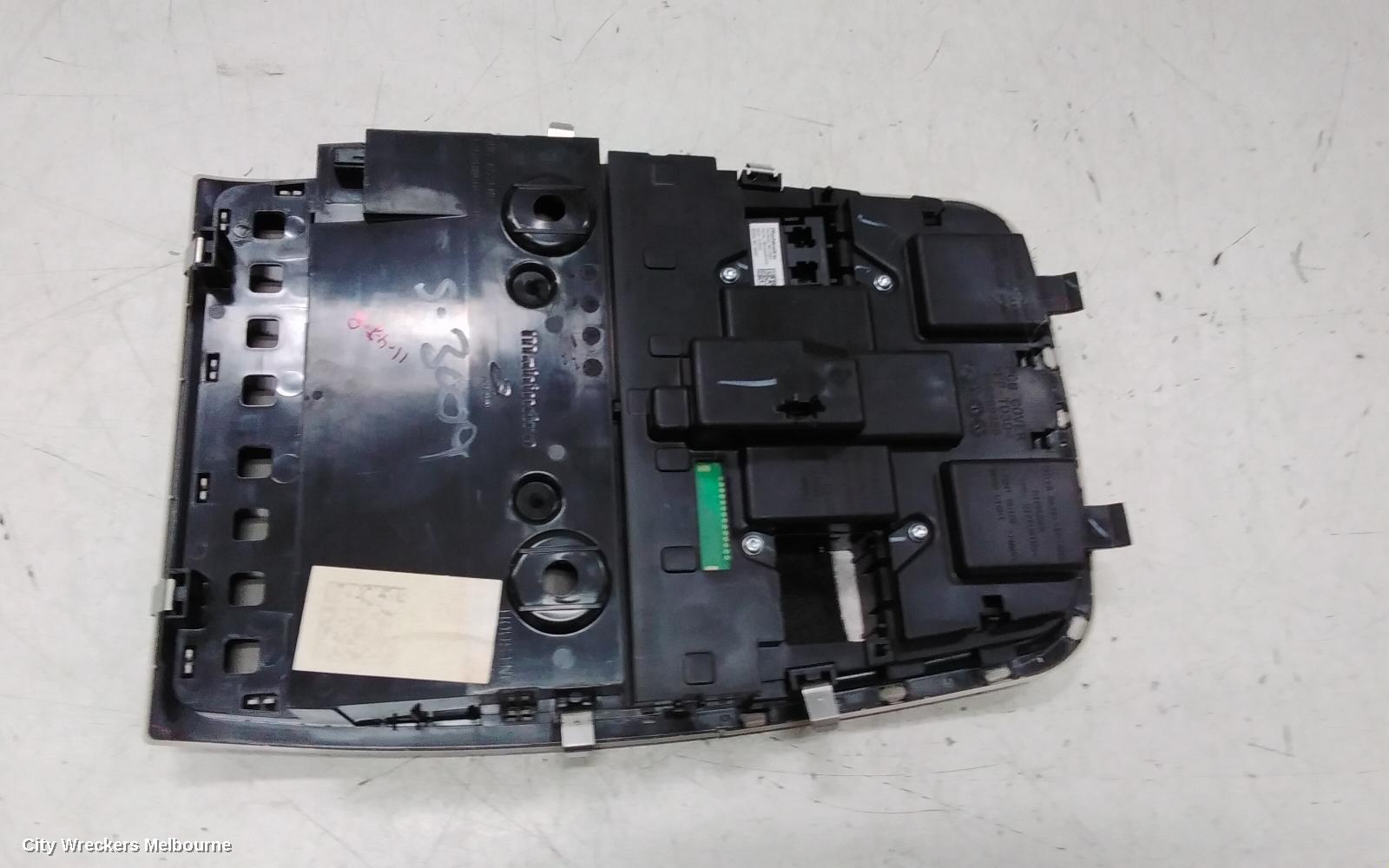MAHINDRA XUV700 COURTESY LIGHT, W601, 01/2023 ONWARDS