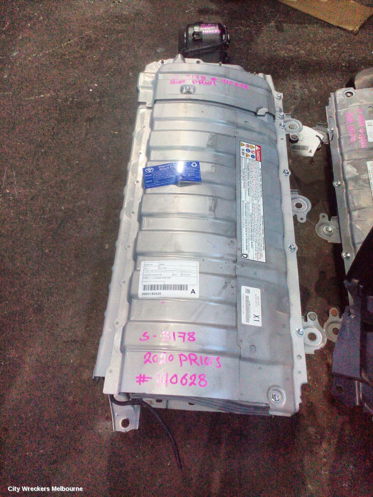 TOYOTA PRIUS BATTERY, 12 VOLT BATTERY (LOCATED IN FRONT), ZVW50R, 02/2016 - 12/2021