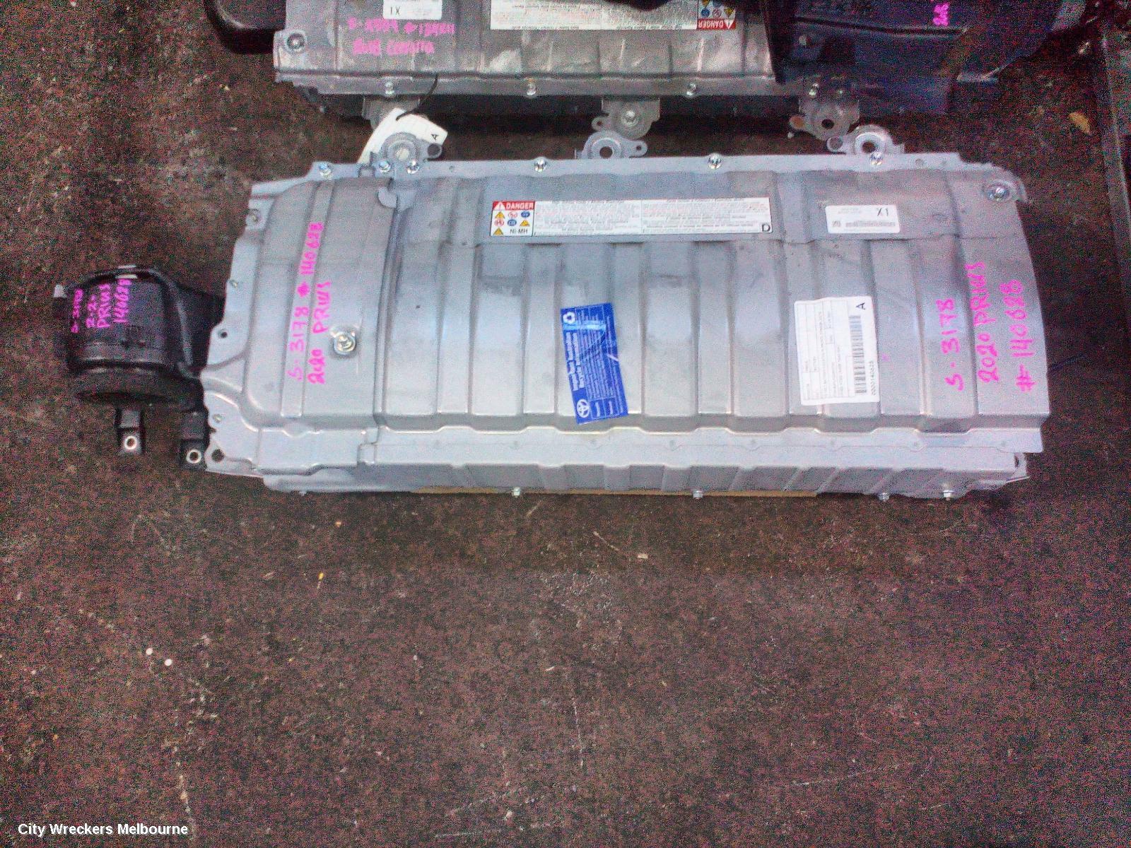 TOYOTA PRIUS BATTERY, 12 VOLT BATTERY (LOCATED IN FRONT), ZVW50R, 02/2016 - 12/2021