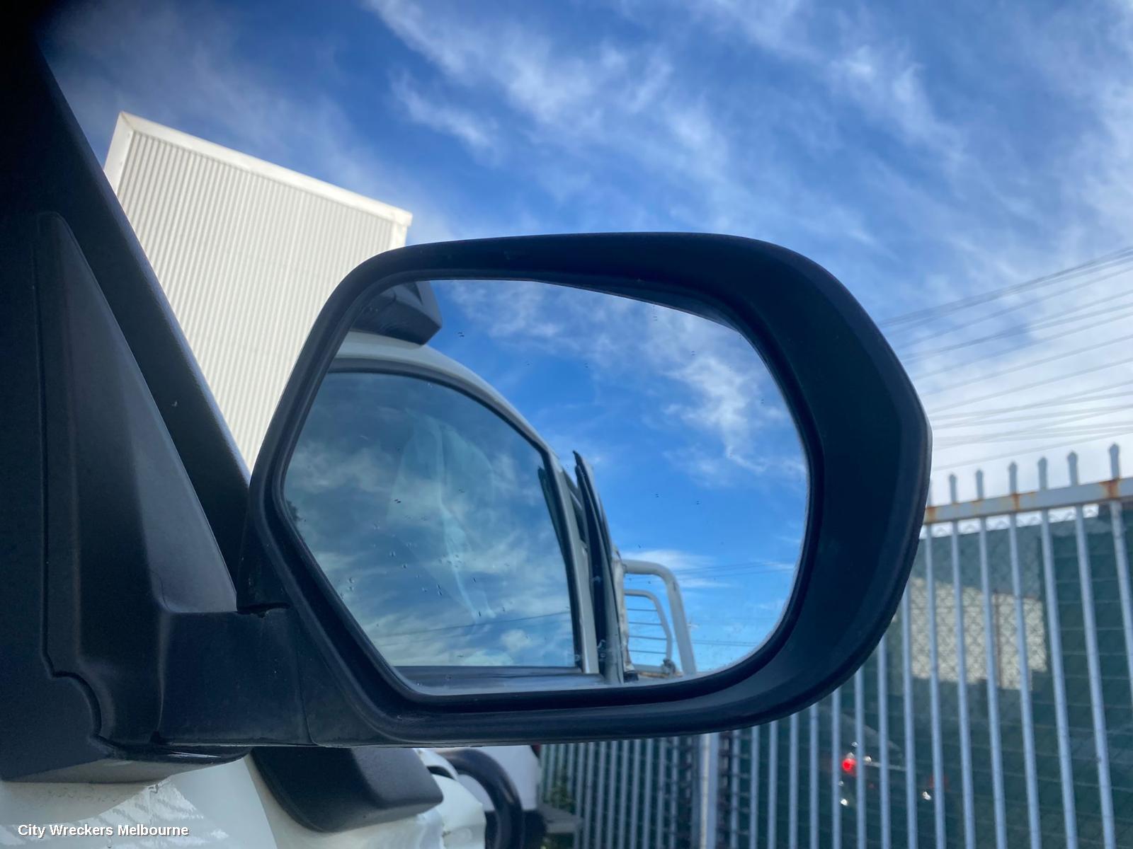MITSUBISHI TRITON LEFT FRONT DOOR WINDOW, SINGLE/DUAL CAB, MQ, 04/2015 ONWARDS
