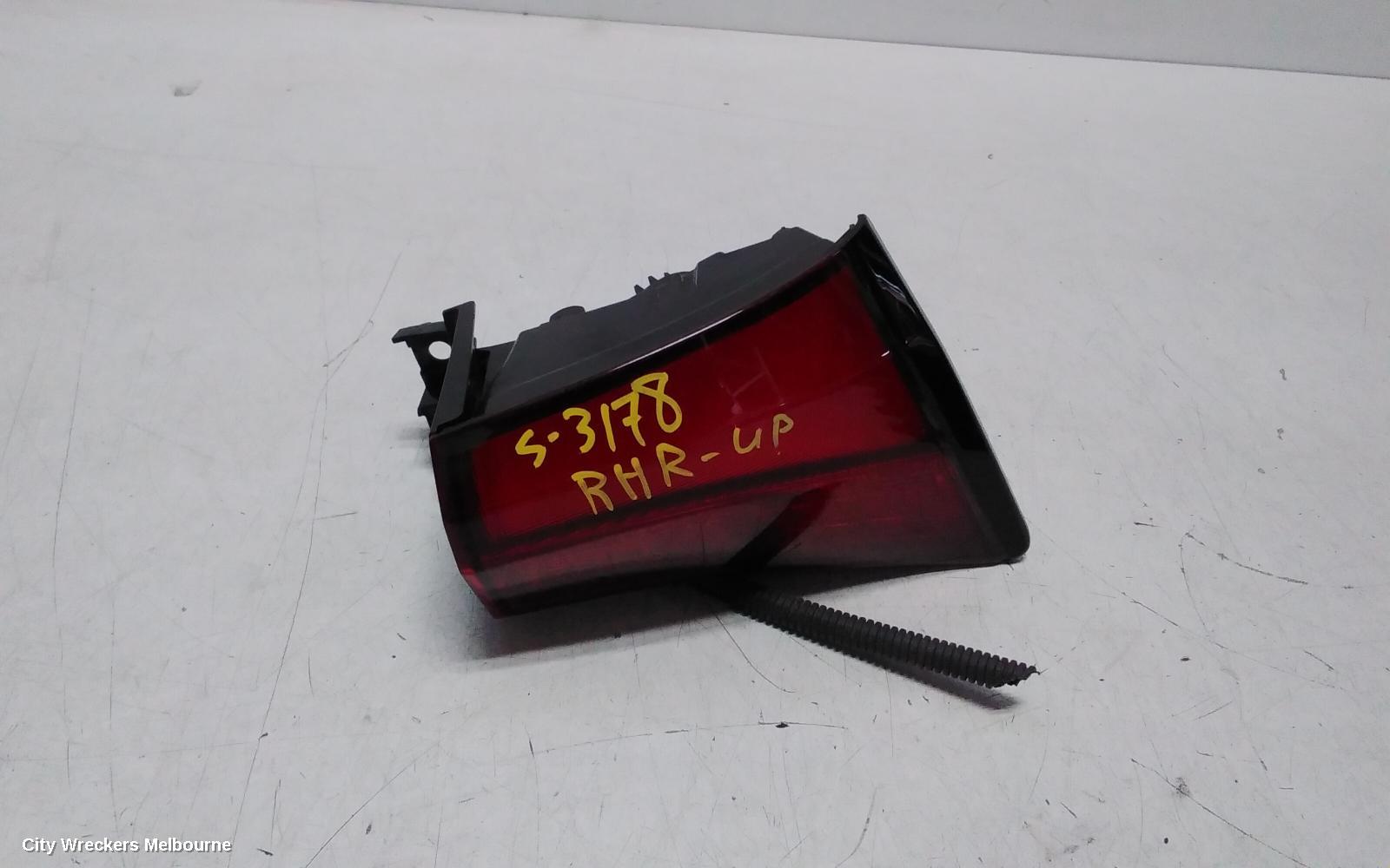 TOYOTA PRIUS RIGHT TAILLIGHT, ZVW50R, IN BUMPER, 03/2019 - 12/2021