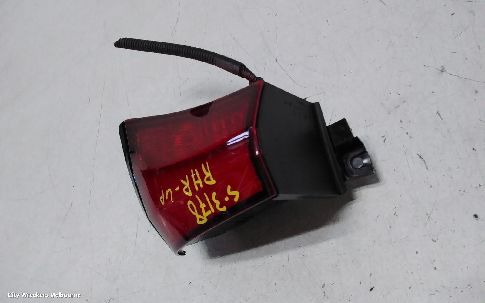 TOYOTA PRIUS RIGHT TAILLIGHT, ZVW50R, IN BUMPER, 03/2019 - 12/2021