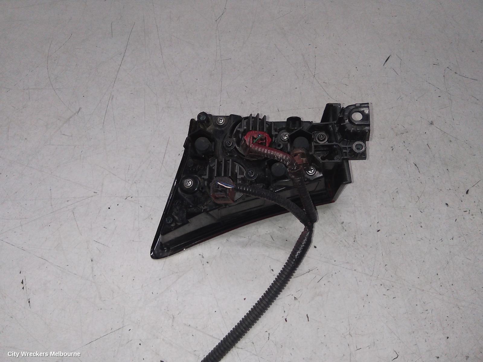 TOYOTA PRIUS RIGHT TAILLIGHT, ZVW50R, IN BUMPER, 03/2019 - 12/2021