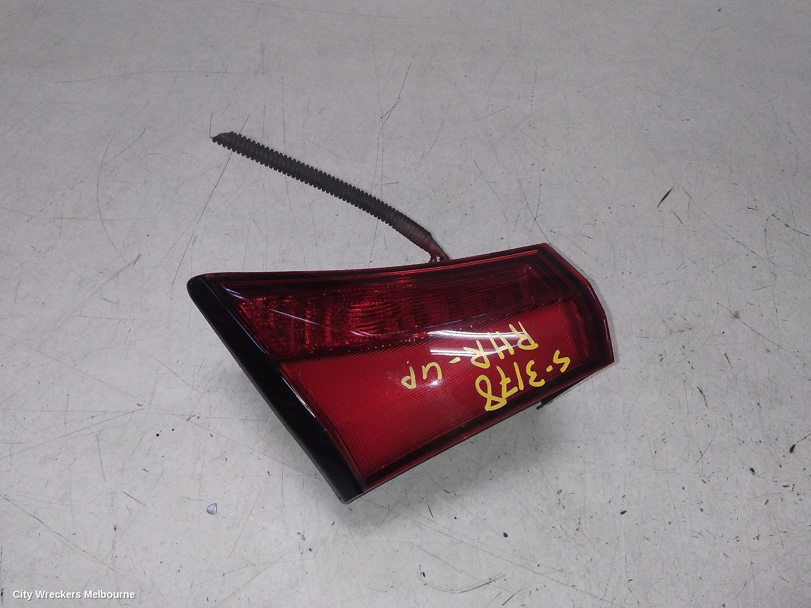 TOYOTA PRIUS RIGHT TAILLIGHT, ZVW50R, IN BUMPER, 03/2019 - 12/2021